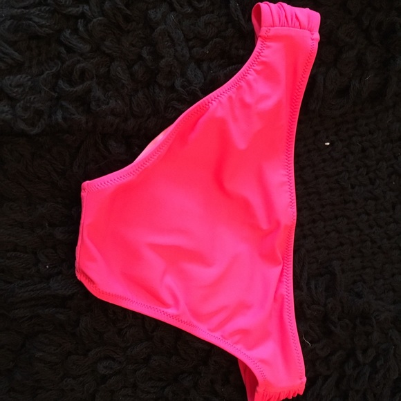 Victoria Secret fringe top bikini in a coral pink - Picture 5 of 8